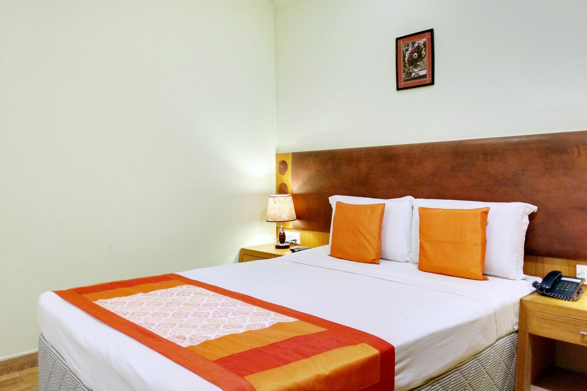 Hotel Oyo 9925 The Ocea International Bangalore Esterno foto
