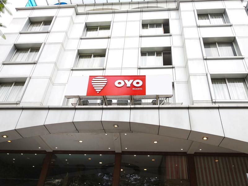 Hotel Oyo 9925 The Ocea International Bangalore Esterno foto