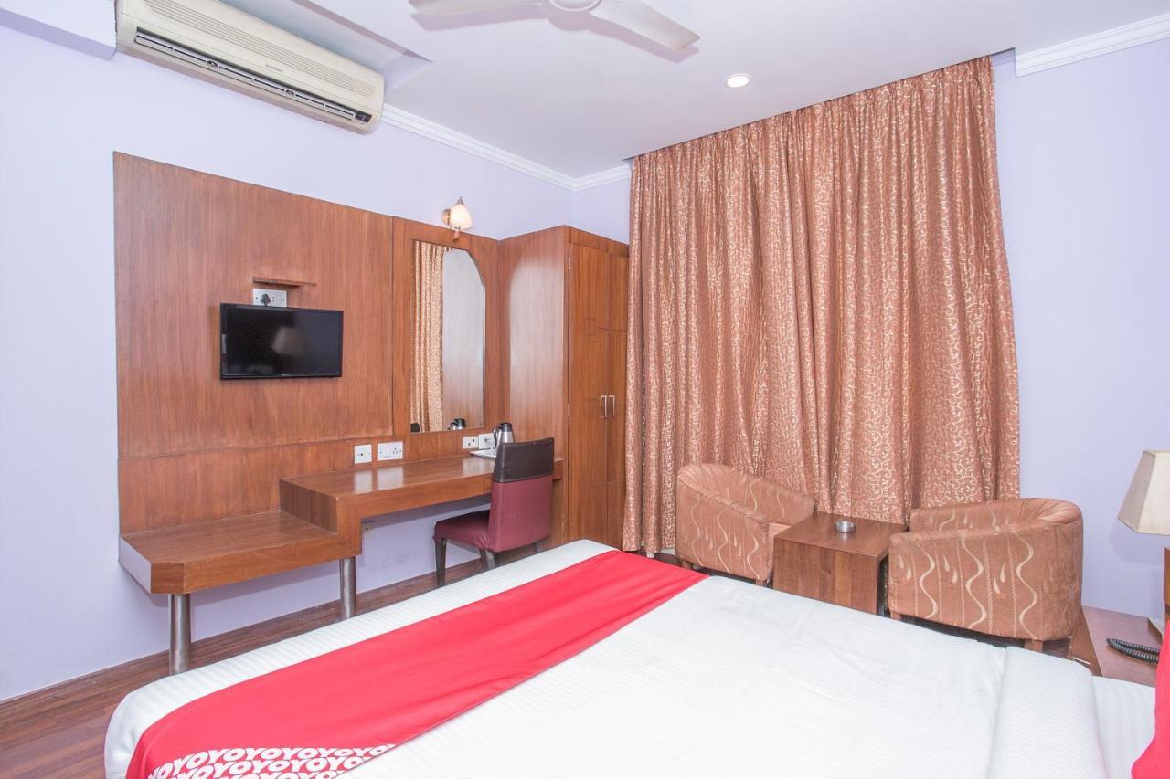 Hotel Oyo 9925 The Ocea International Bangalore Esterno foto