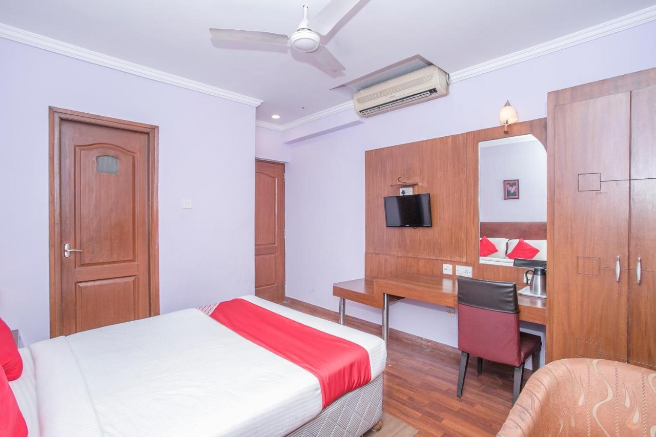 Hotel Oyo 9925 The Ocea International Bangalore Esterno foto