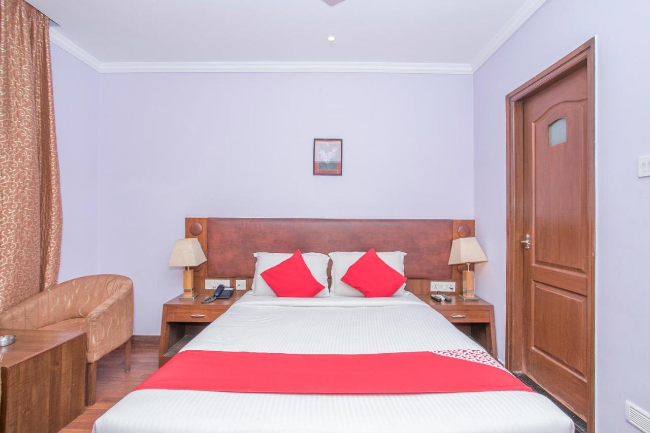 Hotel Oyo 9925 The Ocea International Bangalore Esterno foto