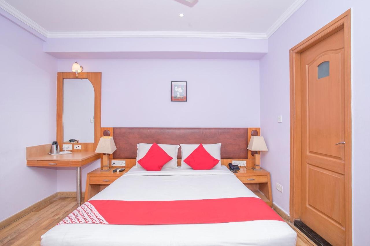 Hotel Oyo 9925 The Ocea International Bangalore Esterno foto